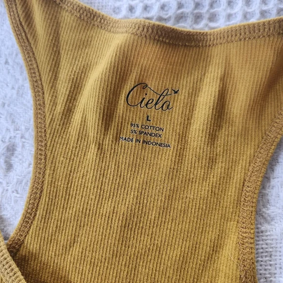 Simple Mustard Tank Top - Picture 2 of 3